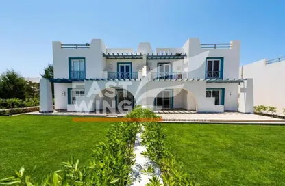 Chalet - 2 Bedrooms - 3 Bathrooms for sale in Mountain View - Ras Al Hekma - North Coast