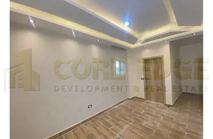 شقة - 3 غرف نوم - 3 حمامات للبيع في شارع المهندس احمد كمال حمدي - الحي السادس عشر - الشيخ زايد - الجيزة
