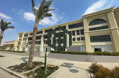 Office Space - Studio - 2 Bathrooms for rent in Mivida - 5th Settlement Compounds - The 5th Settlement - New Cairo City - Cairo