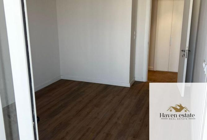 8300306 - Property Image 3