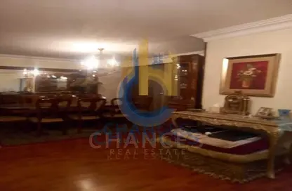 Apartment - 4 Bedrooms - 3 Bathrooms for sale in Zahraa El Maadi - Hay El Maadi - Cairo