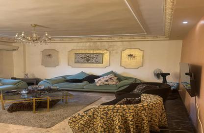 Apartment - 3 Bedrooms - 3 Bathrooms for sale in Al Rehab - New Cairo City - Cairo