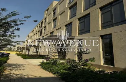 Whole Building - Studio - 1 Bathroom for rent in District 5 - 5th Settlement Compounds - The 5th Settlement - New Cairo City - Cairo