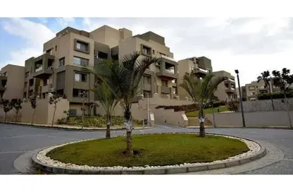 Apartment - 2 Bedrooms - 2 Bathrooms for sale in Palm Hills Village Gate - South Investors Area - New Cairo City - Cairo