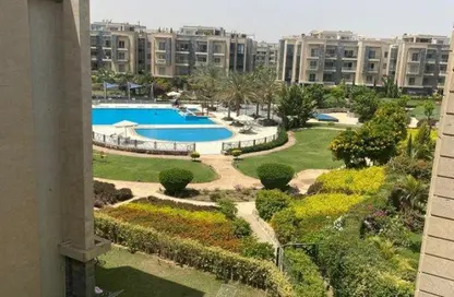 Apartment - 2 Bedrooms - 2 Bathrooms for sale in Galleria Residences - South Investors Area - New Cairo City - Cairo