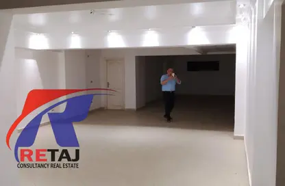 Shop - Studio - 1 Bathroom for rent in Mostafa Al Nahas St. - 6th Zone - Nasr City - Cairo