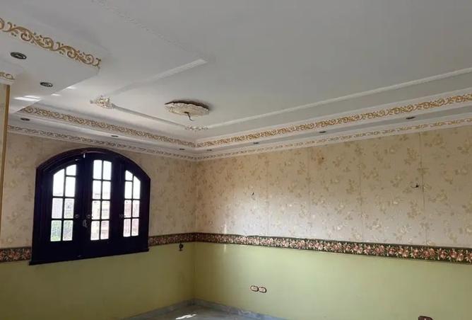 8187717 - Property Image 2