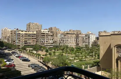 Apartment - 3 Bedrooms - 2 Bathrooms for sale in Dr Naguib Mahfouz St. - 8th Zone - Nasr City - Cairo
