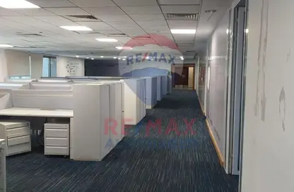 طابق كامل - استوديو - 2 حمامات للايجار في فى90 - شارع التسعين الشمالي - التجمع الخامس - مدينة القاهرة الجديدة - القاهرة