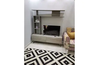 Apartment - 1 Bedroom - 2 Bathrooms for rent in Hyde Park - New Cairo City - Cairo