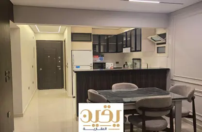 شقة - 2 غرف نوم - 3 حمامات للايجار في قطامية جاردنز - كمبوندات القطامية - القطامية - مدينة القاهرة الجديدة - القاهرة