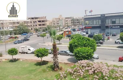 Apartment - 3 Bedrooms - 1 Bathroom for sale in District 4 - The 5th Settlement - New Cairo City - Cairo