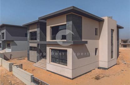 Villa - 4 Bedrooms - 5 Bathrooms for sale in Swan Lake Residence - 5th Settlement Compounds - The 5th Settlement - New Cairo City - Cairo