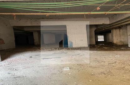 Shop - Studio - 2 Bathrooms for sale in Ghernata St. - Roxy - Heliopolis - Masr El Gedida - Cairo