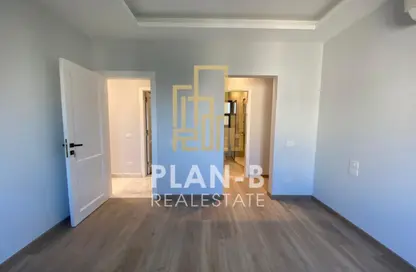 Apartment - 2 Bedrooms - 3 Bathrooms for rent in Westown - Sheikh Zayed Compounds - Sheikh Zayed City - Giza