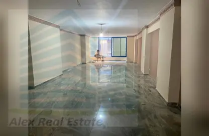 Apartment - 3 Bedrooms - 3 Bathrooms for rent in Roushdy St. - Roushdy - Hay Sharq - Alexandria