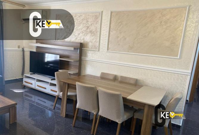 8081521 - Property Image 3