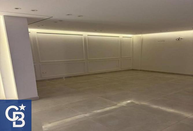 8304077 - Property Image 2