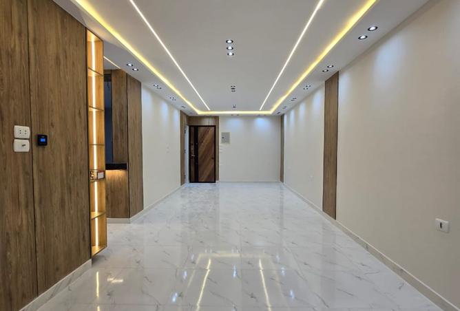 8440738 - Property Image 2