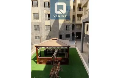 Apartment - 3 Bedrooms - 2 Bathrooms for sale in Al Nafoura St. - Al Hadaba Al Olya - Mokattam - Cairo