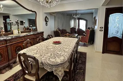 شقة - 5 غرف نوم - 2 حمامات للبيع في سموحة - حي شرق - الاسكندرية