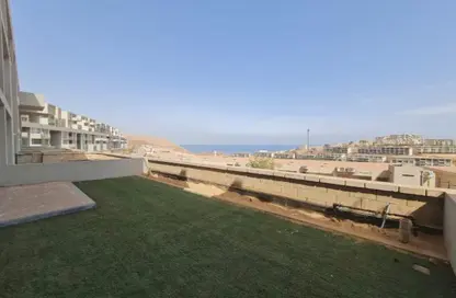 دوبلكس - 4 غرف نوم - 3 حمامات للبيع في المونت جلاله - العين السخنة - السويس