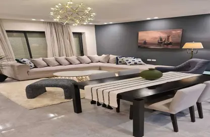 Apartment - 2 Bedrooms - 2 Bathrooms for sale in Lake View Residence - 5th Settlement Compounds - The 5th Settlement - New Cairo City - Cairo