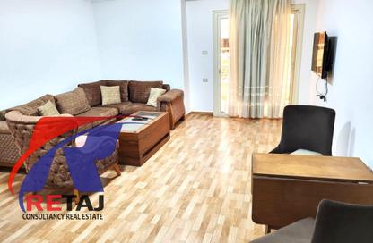 Apartment - 3 Bedrooms - 2 Bathrooms for rent in Al Sheikh Ahmed Elsawy St. - 6th Zone - Nasr City - Cairo