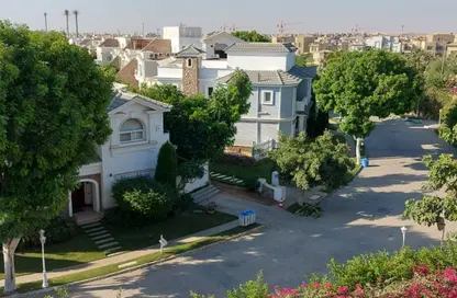 Townhouse - 4 Bedrooms - 4 Bathrooms for sale in Azzar - 5th Settlement Compounds - The 5th Settlement - New Cairo City - Cairo