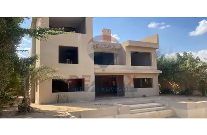 Villa - 5 Bedrooms - 7 Bathrooms for sale in Tara - Sheikh Zayed Compounds - Sheikh Zayed City - Giza