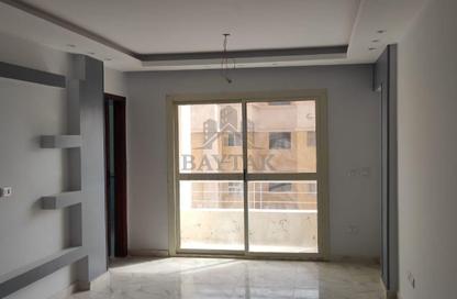 Apartment - 2 Bedrooms - 1 Bathroom for rent in Degla Palms - Al Wahat Road - 6 October City - Giza
