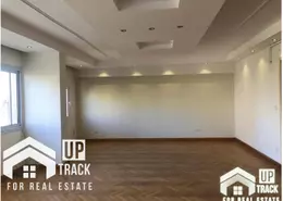 Apartment - 3 Bedrooms - 2 Bathrooms for rent in Al Kamel Mohamed St. - Zamalek - Cairo