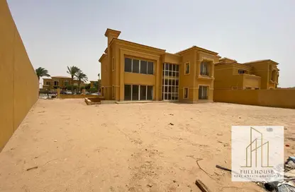 Villa - 6 Bedrooms - 5 Bathrooms for sale in Royal Meadows - Sheikh Zayed Compounds - Sheikh Zayed City - Giza