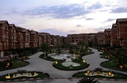 Apartment - 2 Bedrooms - 2 Bathrooms for sale in Green 5 - 6 October Compounds - 6 October City - Giza