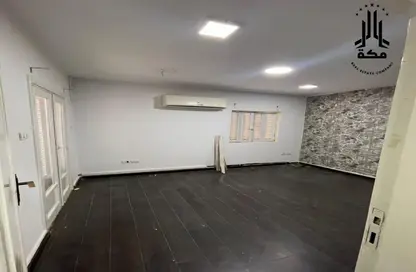 مساحات مكتبية - استوديو - 2 حمامات للايجار في شارع صلاح سالم - روكسي - مصر الجديدة - القاهرة