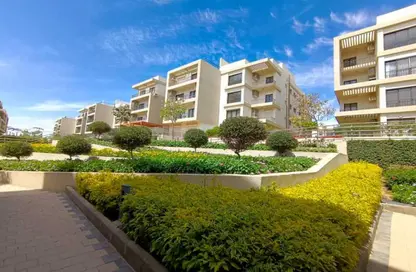 Apartment - 3 Bedrooms - 3 Bathrooms for sale in Moon Residences - Fifth Square - The 5th Settlement - New Cairo City - Cairo