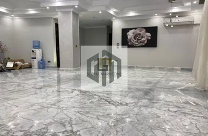 شقة - 4 غرف نوم - 3 حمامات للبيع في حي الدبلوماسيين - التجمع الخامس - مدينة القاهرة الجديدة - القاهرة