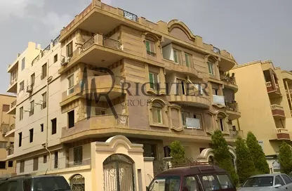Apartment - 3 Bedrooms - 2 Bathrooms for sale in Al Mostathmir El Saghir - 10th District - Sheikh Zayed City - Giza