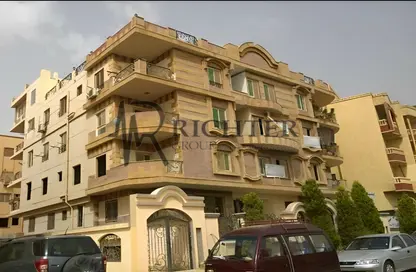 Apartment - 3 Bedrooms - 2 Bathrooms for sale in Al Mostathmir El Saghir - 10th District - Sheikh Zayed City - Giza