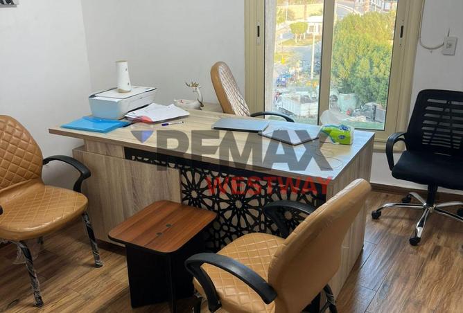 8525805 - Property Image 3