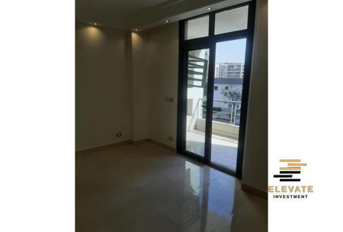 8125052 - Property Image 2