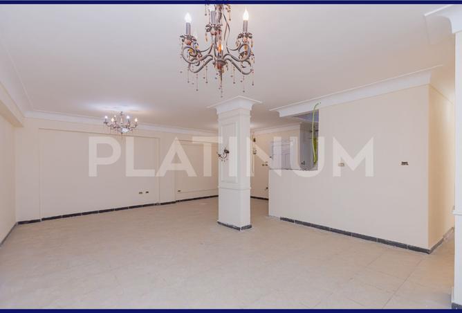 8278146 - Property Image 2