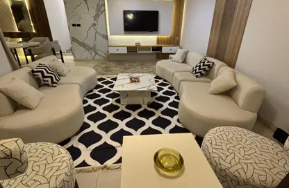 Apartment - 3 Bedrooms - 3 Bathrooms for rent in Al Rehab - New Cairo City - Cairo