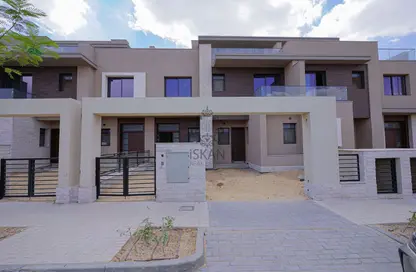 Townhouse - 4 Bedrooms - 3 Bathrooms for sale in The Estates - Sheikh Zayed Compounds - Sheikh Zayed City - Giza