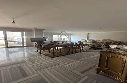 Apartment - 3 Bedrooms - 2 Bathrooms for sale in Kafr Abdo St. - Kafr Abdo - Roushdy - Hay Sharq - Alexandria Apartment - 3 Bedrooms - 2 Bathrooms for sale in Kafr Abdo St. - Kafr Abdo - Roushdy - Hay Sharq - Alexandria