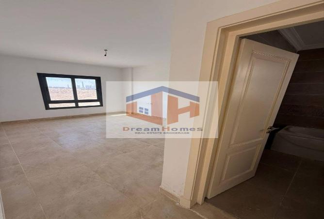 8204714 - Property Image 3