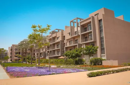 Apartment - 2 Bedrooms - 1 Bathroom for sale in Moon Residences - Fifth Square - The 5th Settlement - New Cairo City - Cairo