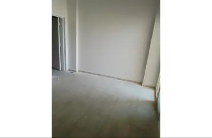 Apartment - 3 Bedrooms - 3 Bathrooms for rent in Capital East - Nasr City Compounds - Nasr City - Cairo