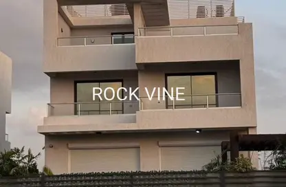 Villa - 3 Bedrooms - 2 Bathrooms for sale in Lake West - Sheikh Zayed Compounds - Sheikh Zayed City - Giza