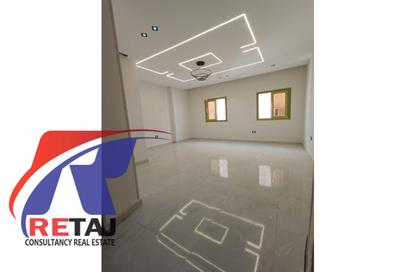 Apartment - 2 Bedrooms - 2 Bathrooms for sale in Mohamed Naguib Axis - Abou El Houl - New Cairo City - Cairo
